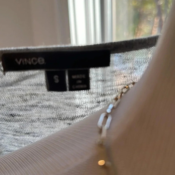 Vince 100% Linen Drop Shoulder LS Top, Size Small, Like New - Picture 7 of 9